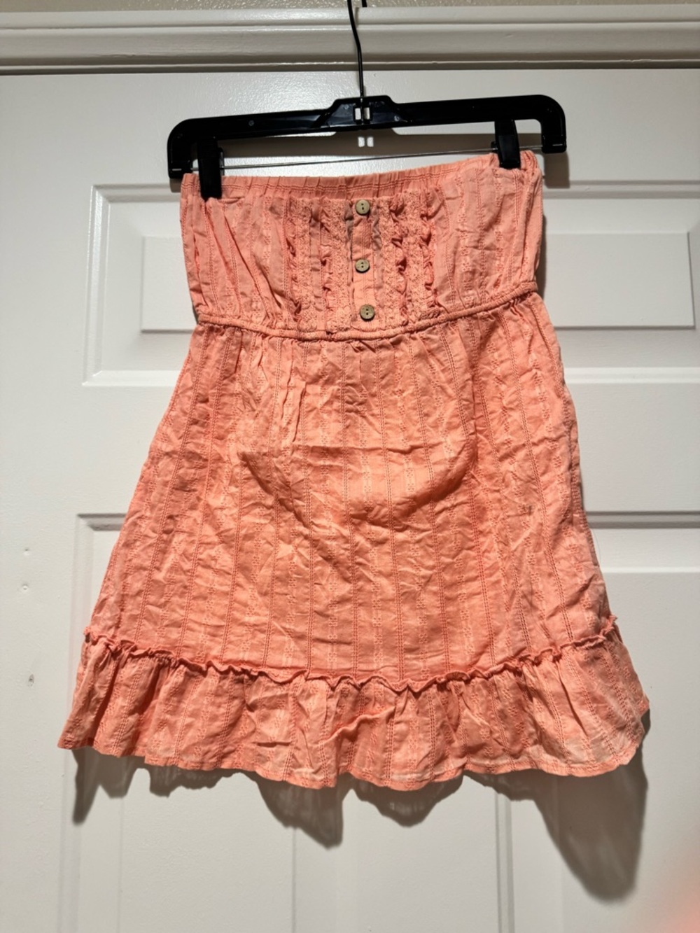 Fang Strapless Ruffle Hem Cotton Top